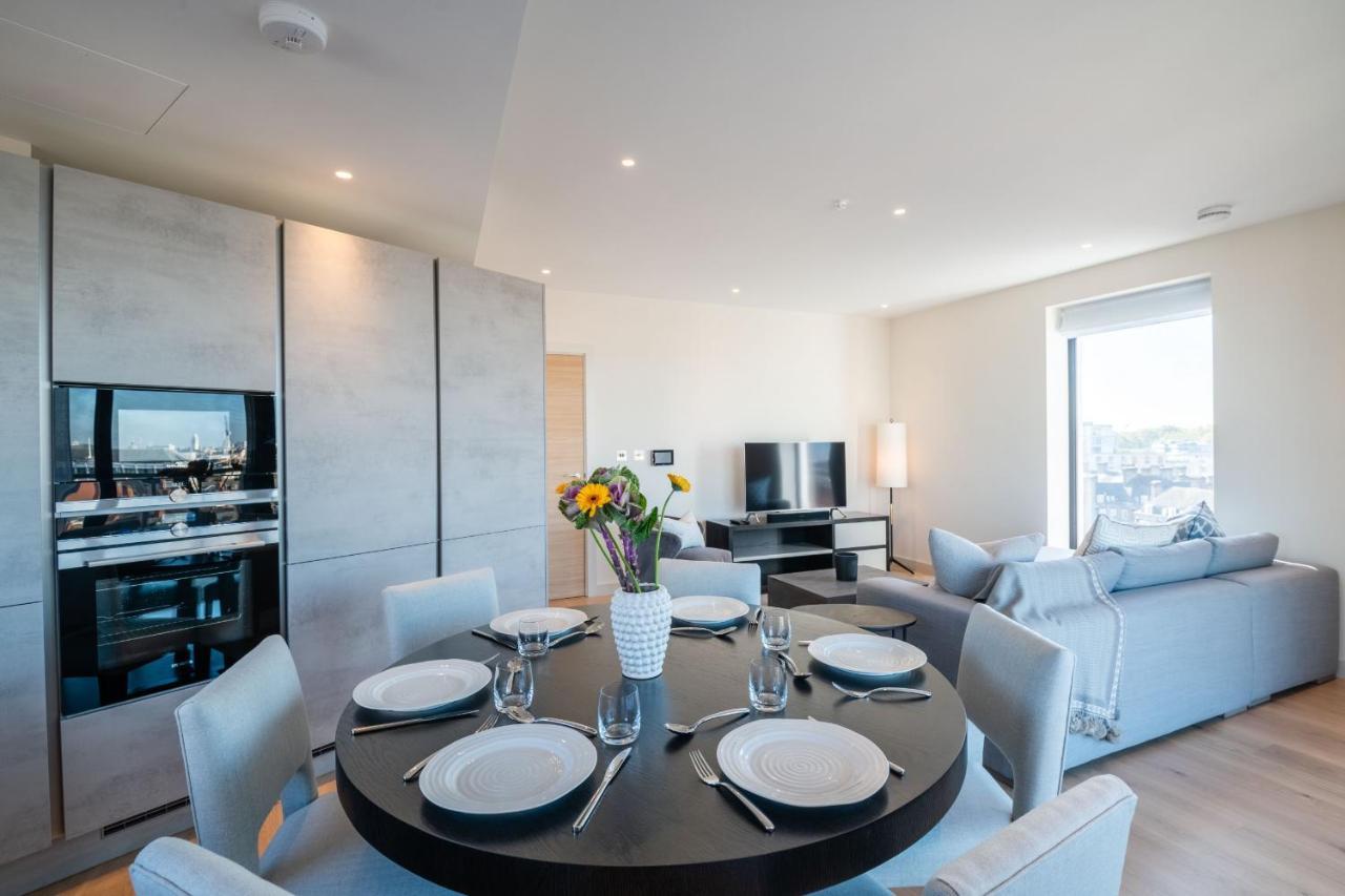 Luxurious Victoria By The Apollo Theatre By Underthedoormat Londres